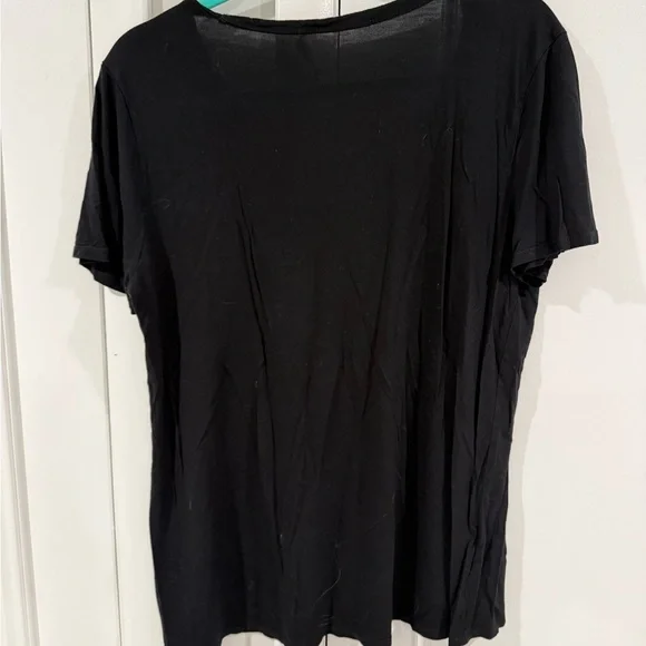 Helmut Lang Classic Black V-Neck Tee - Picture 5 of 5